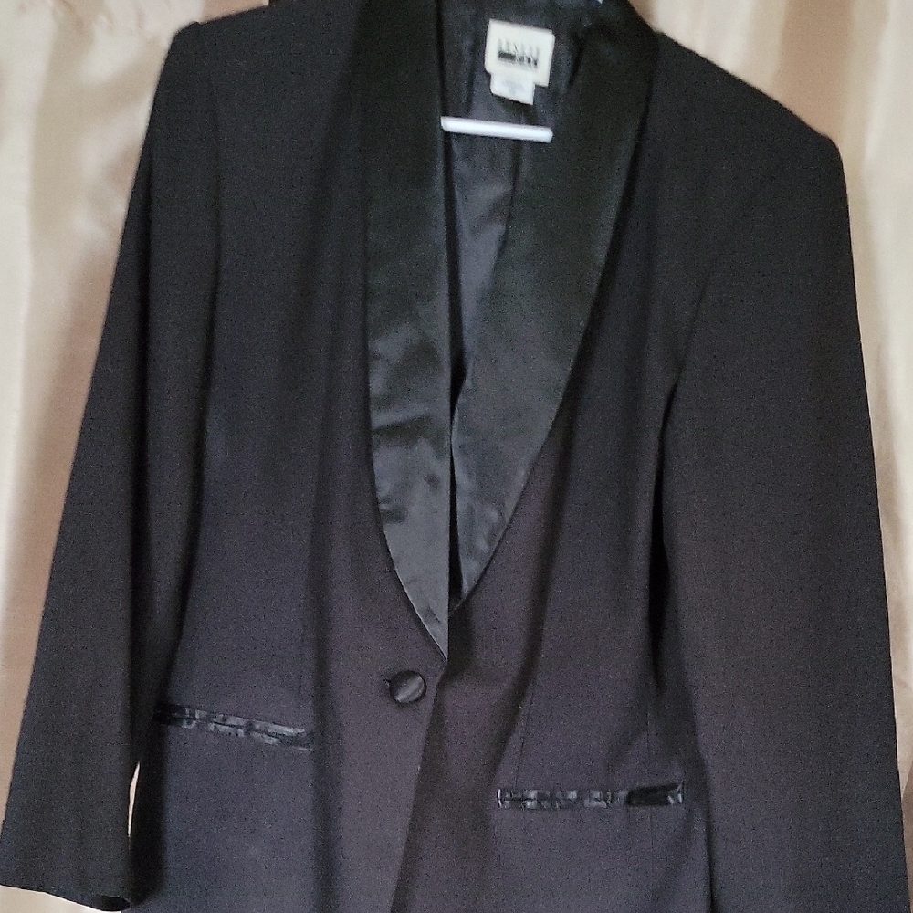 Black Satin Lapel Blazer